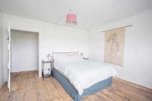 Bedroom- click for photo gallery